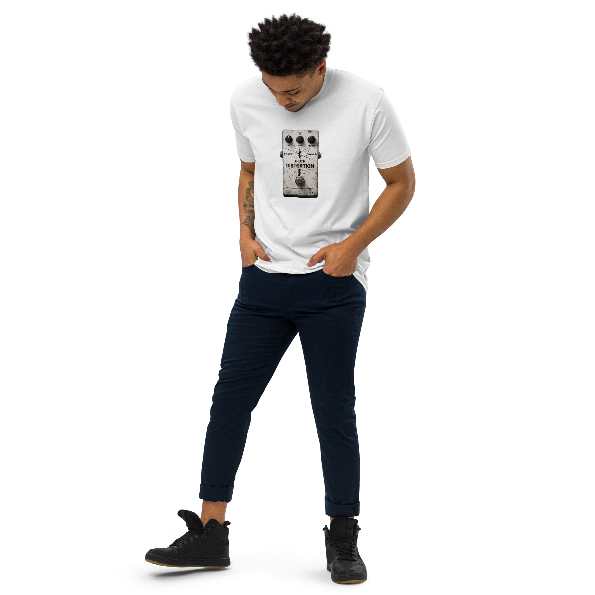 Distortion pedal premium heavyweight tee