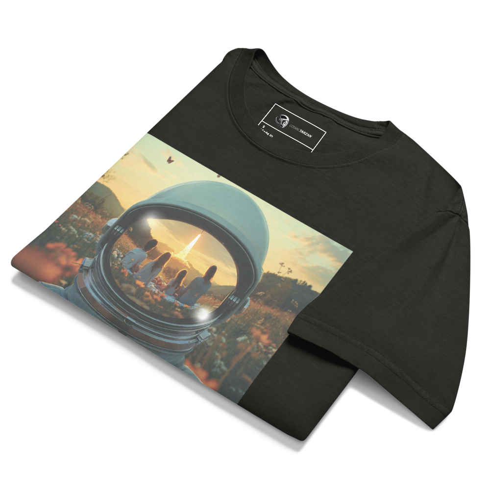 Oversized t-shirt for any sex.